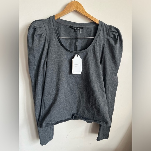 NWT English Factory Gray Scoop neck Top - Picture 1 of 8